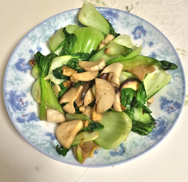 蘑菇炒青菜