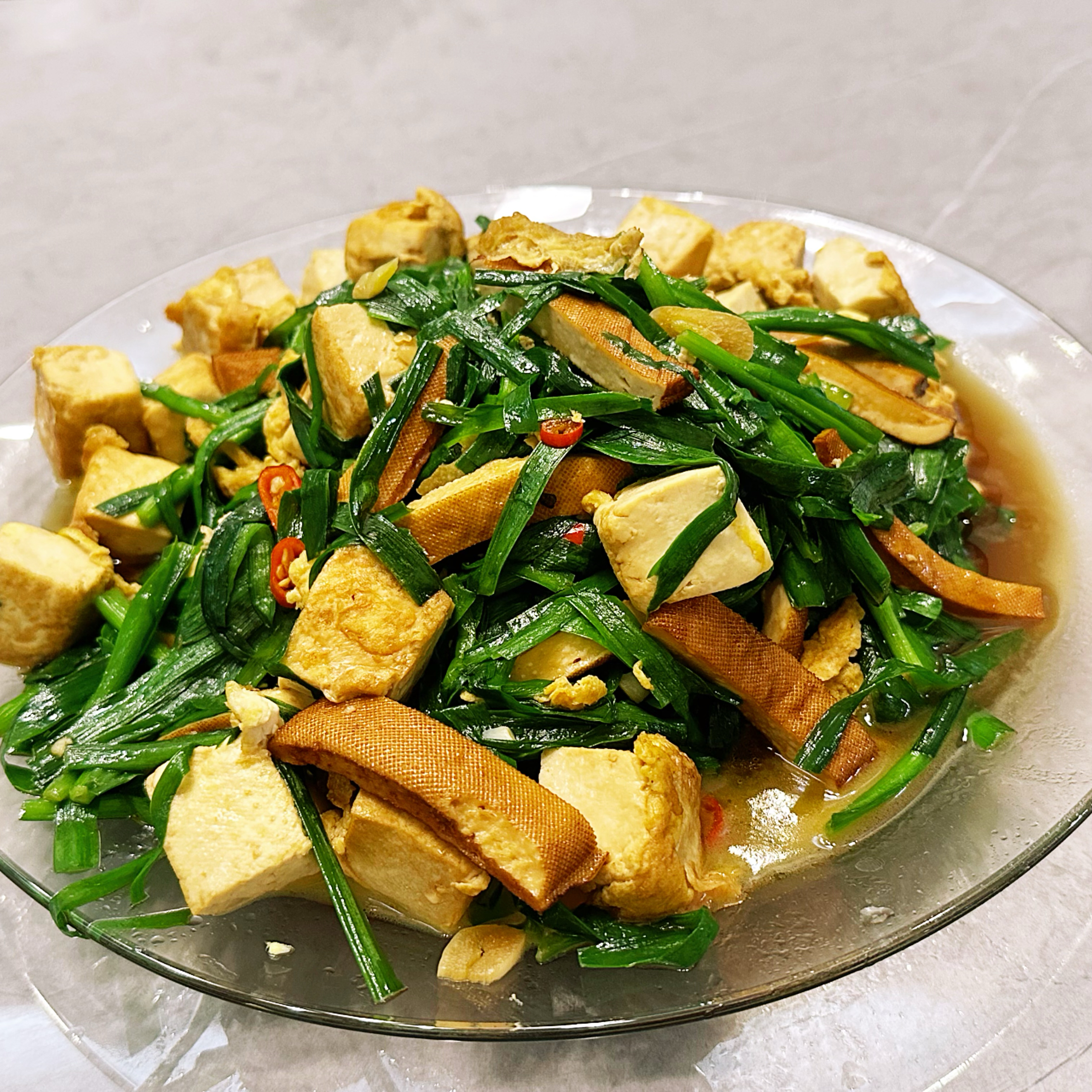 超简单的韭菜豆腐