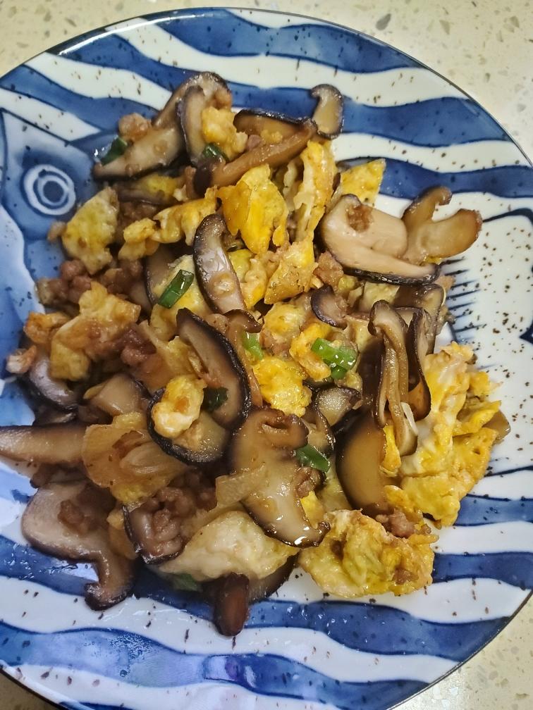香菇炒鸡蛋