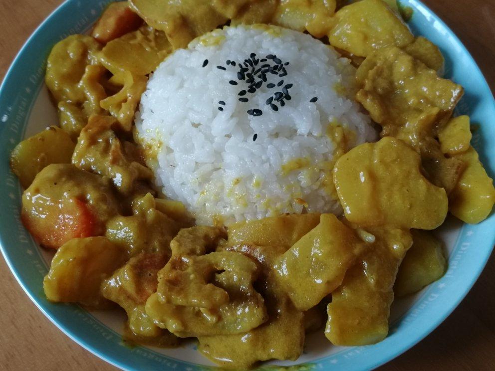 一个人的午餐--咖喱牛肉饭