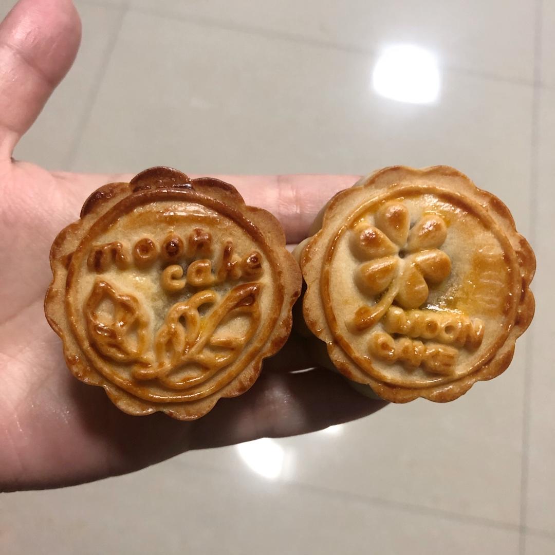 广式蛋黄莲蓉月饼🥮含50g~125g饼皮馅料比例🥮