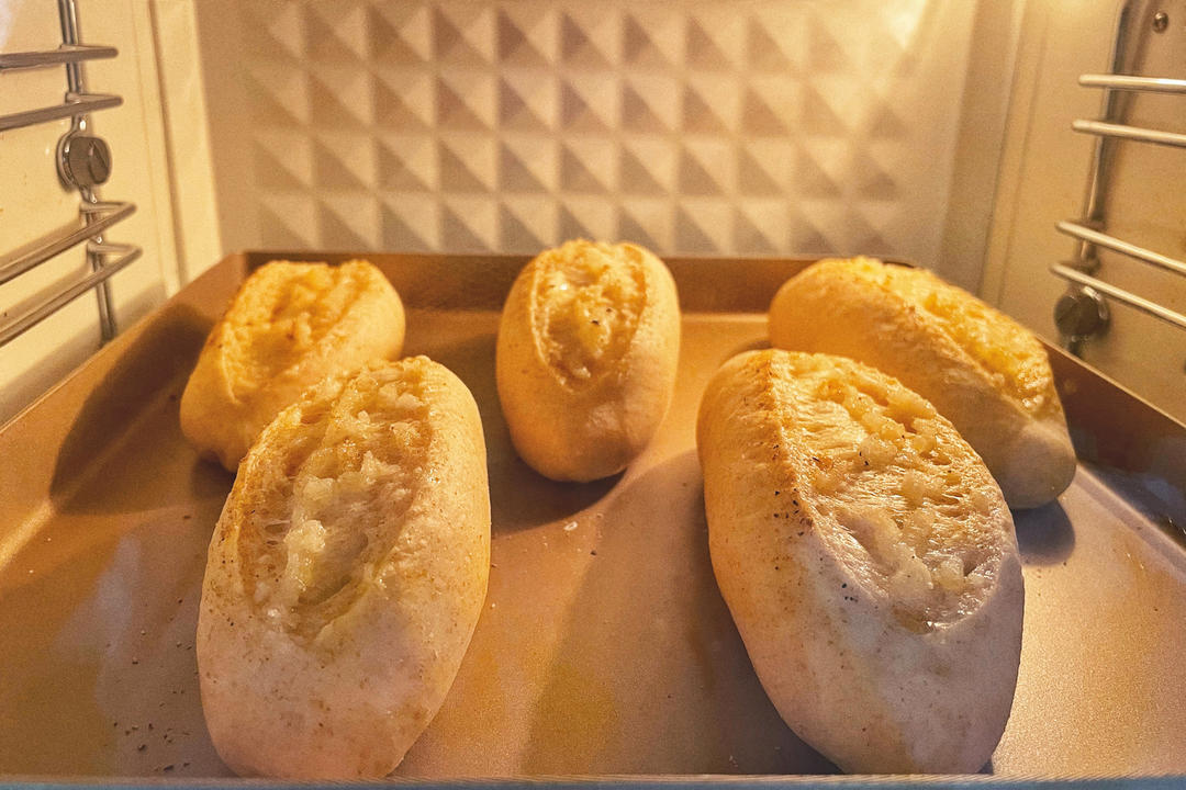 蒜香面包
