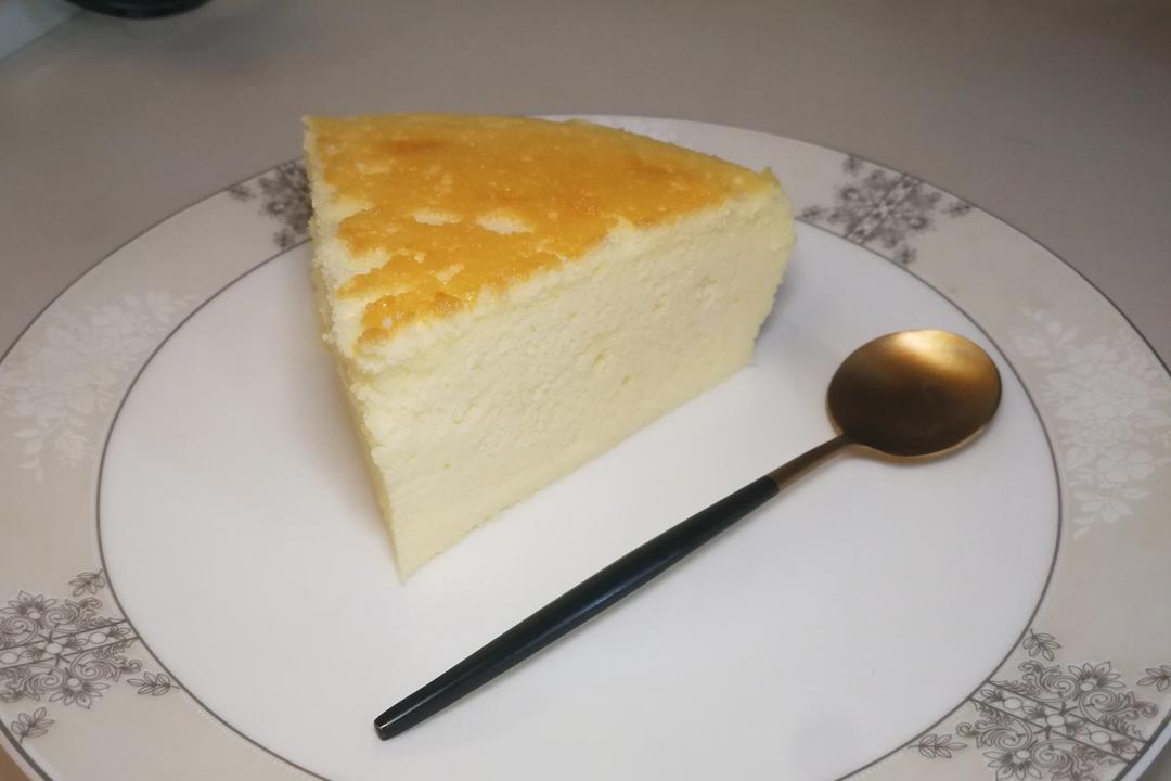不开裂不回缩不掉皮的酸奶水浴法蛋糕