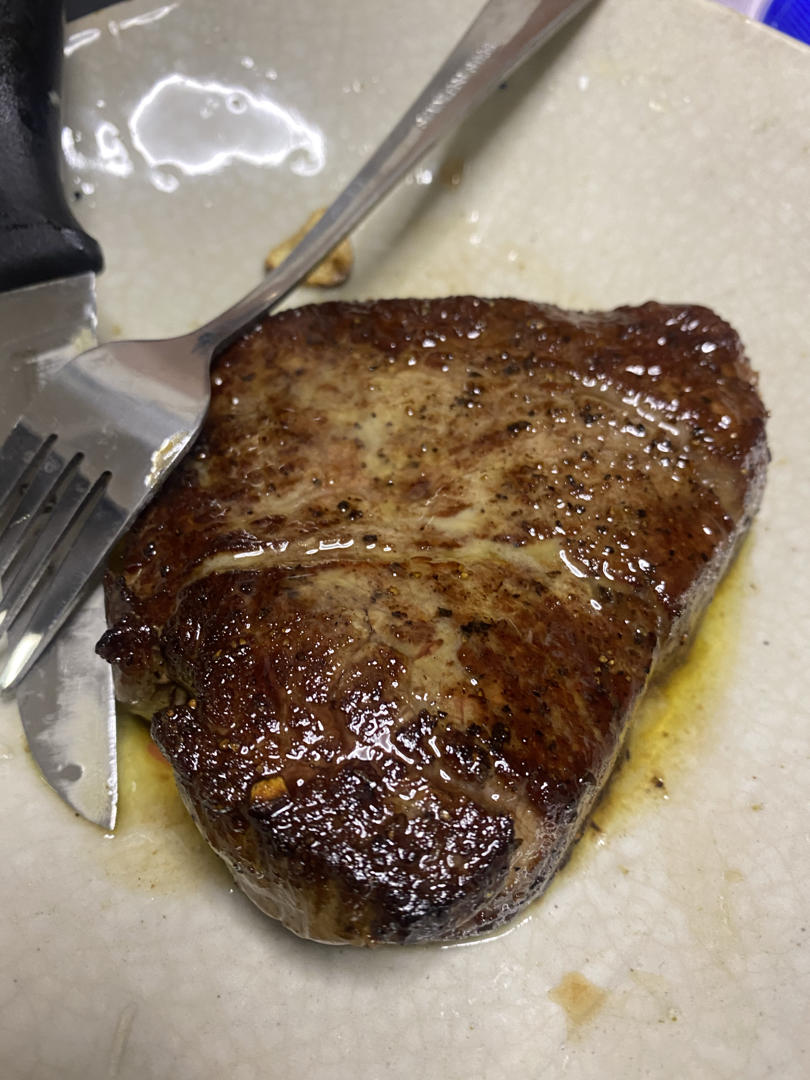 一定要这样煎牛排才鲜嫩多汁！煎牛排必收藏tips！