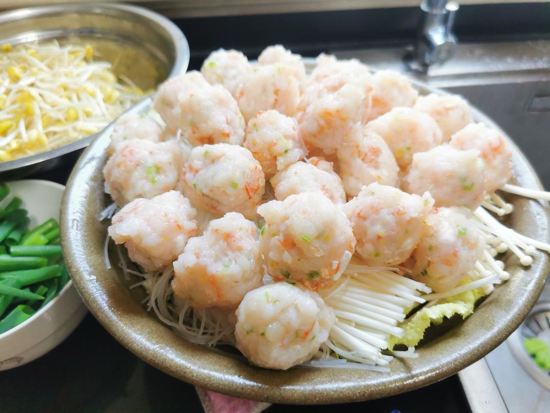 蒜蓉虾滑煲