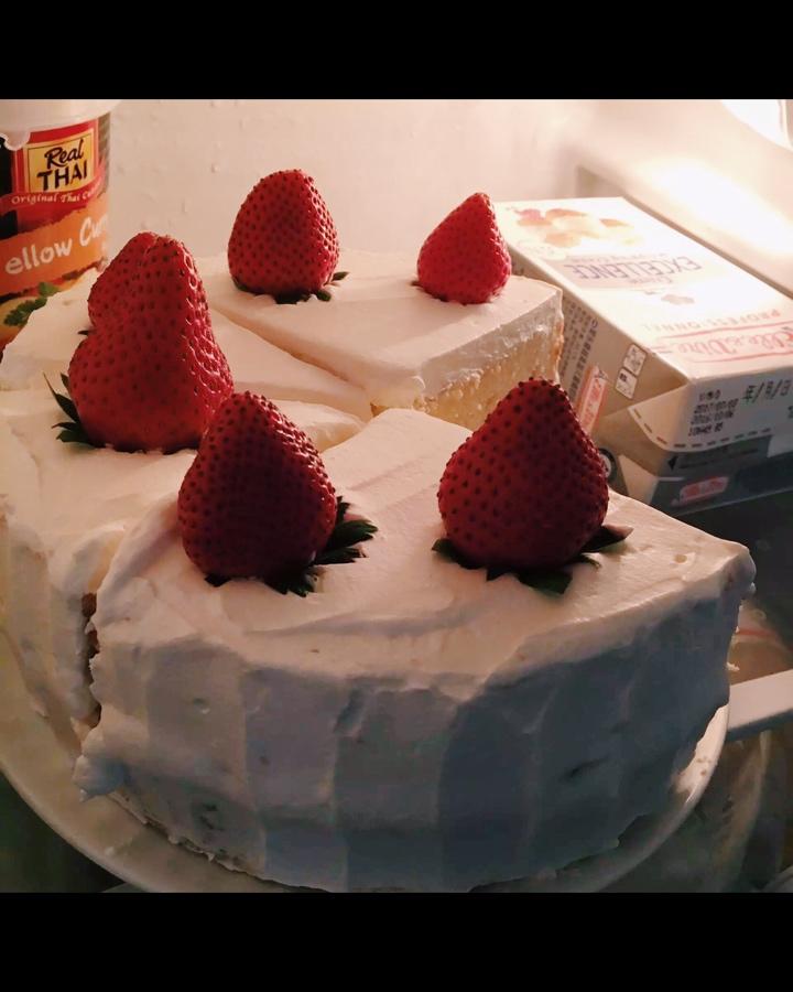 《Tinrry+》草莓奶油蛋糕（8寸配方）