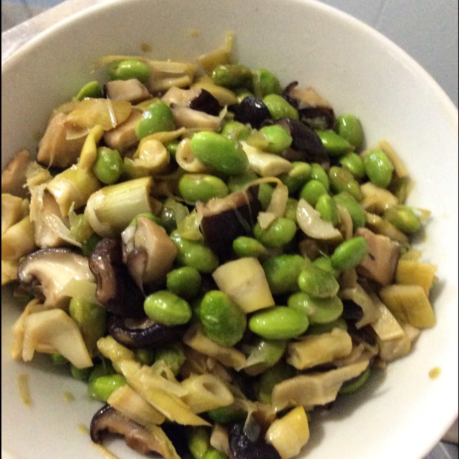 甜豆香菇笋丁（特别鲜）