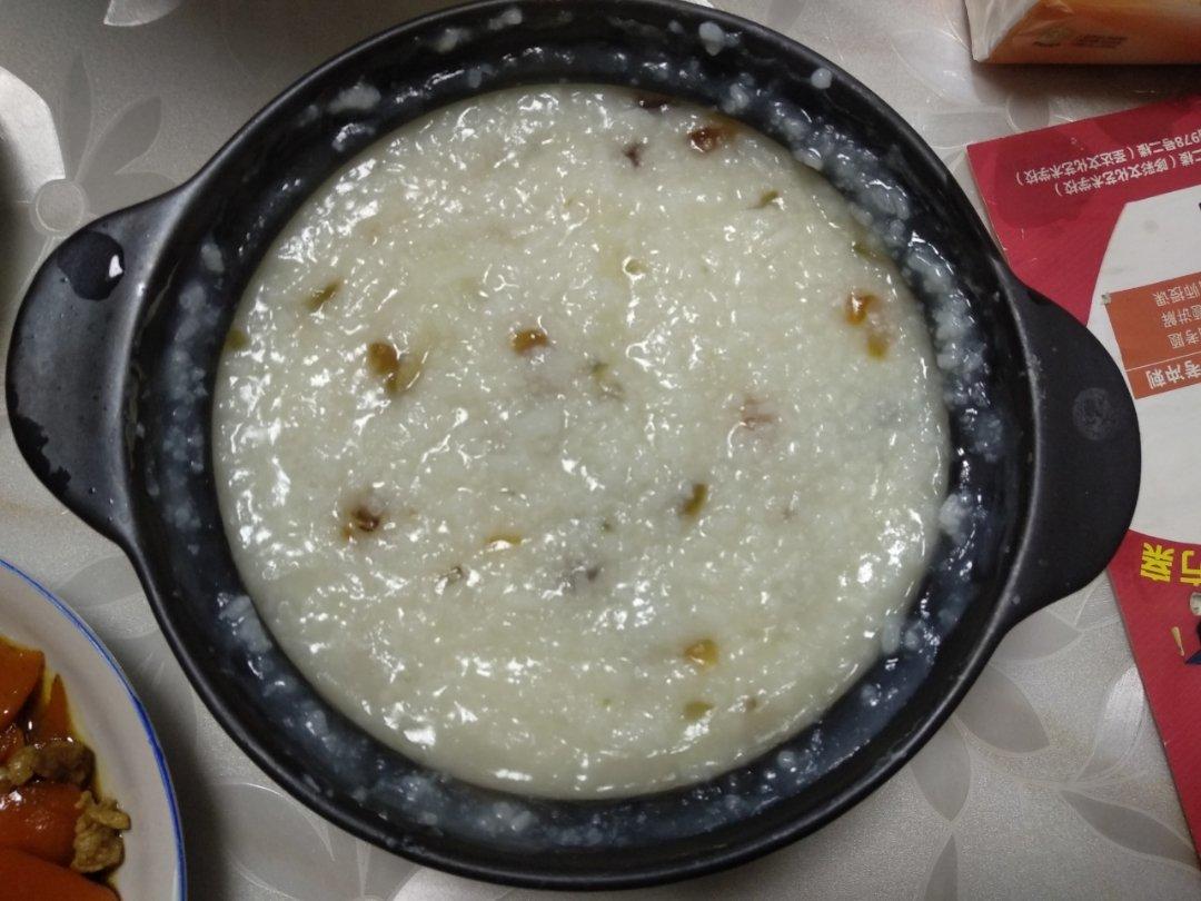 皮蛋瘦肉山药粥nice