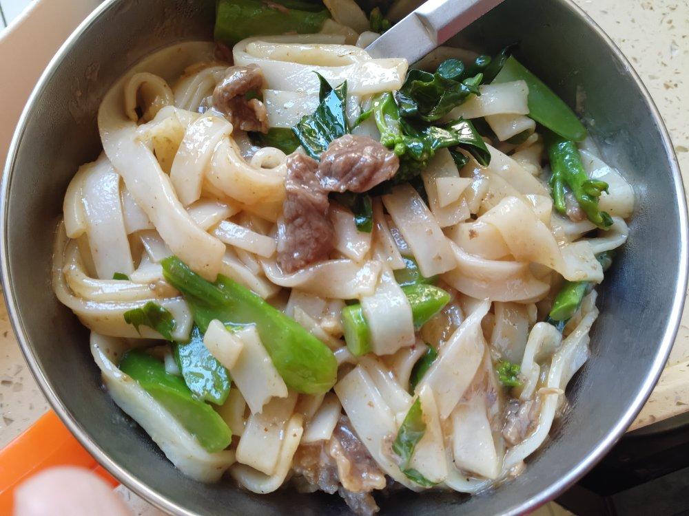 潮汕版湿炒牛肉粿