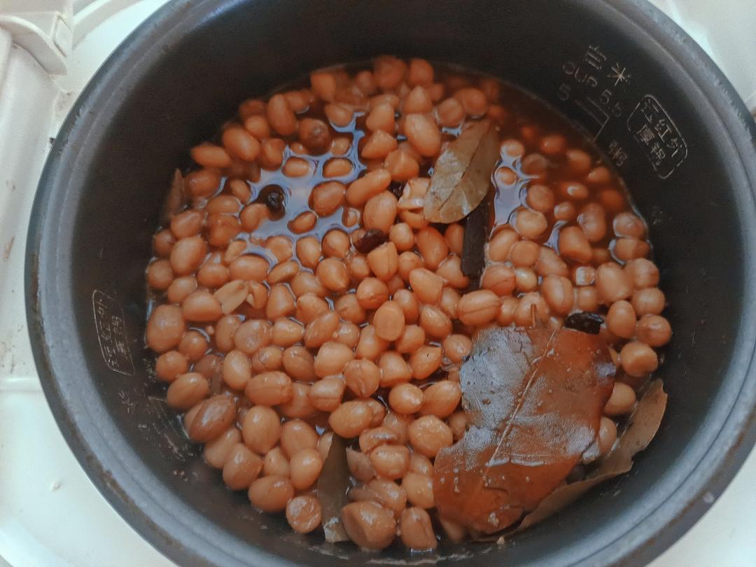 盐水煮花生