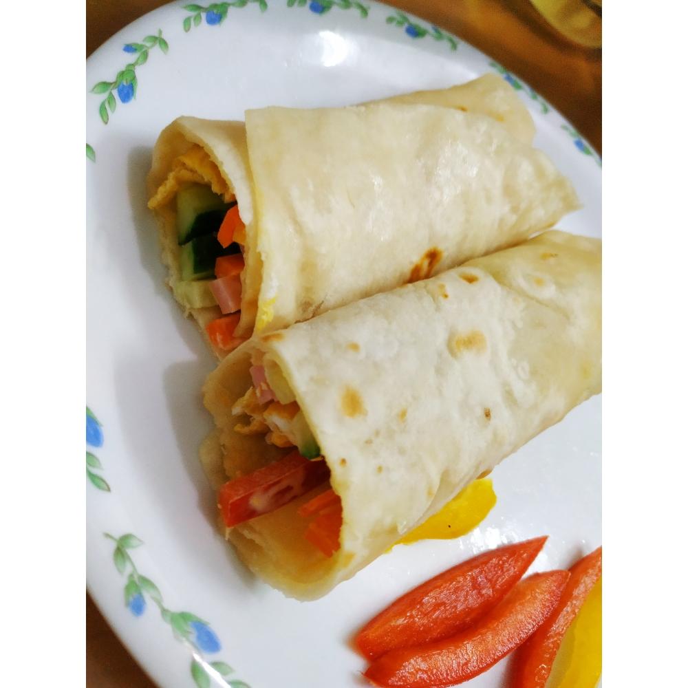 黄灿灿的小卷饼