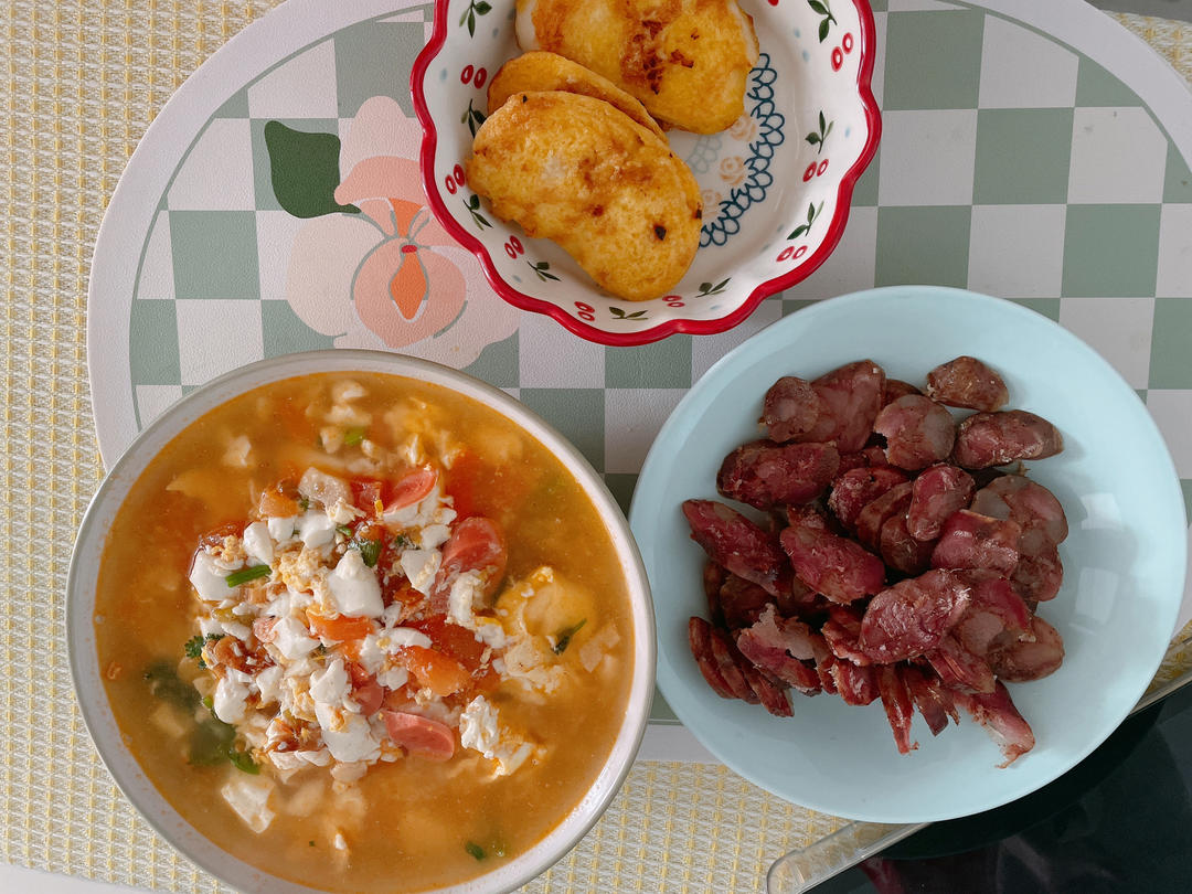 好喝开胃小汤-内酯豆腐汤