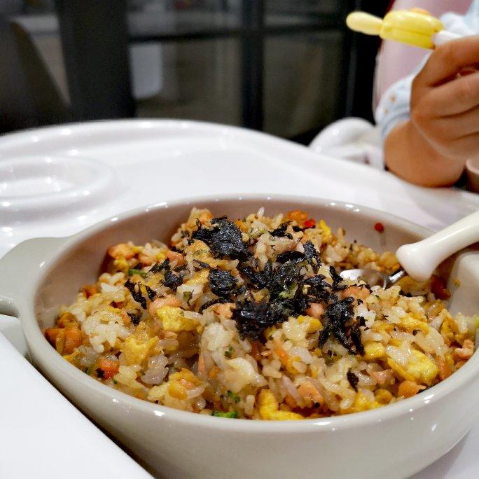 三文鱼蛋炒饭