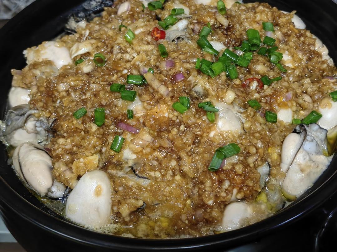 火爆餐厅的蒜蓉白灼生蚝，鲜香美味又下饭