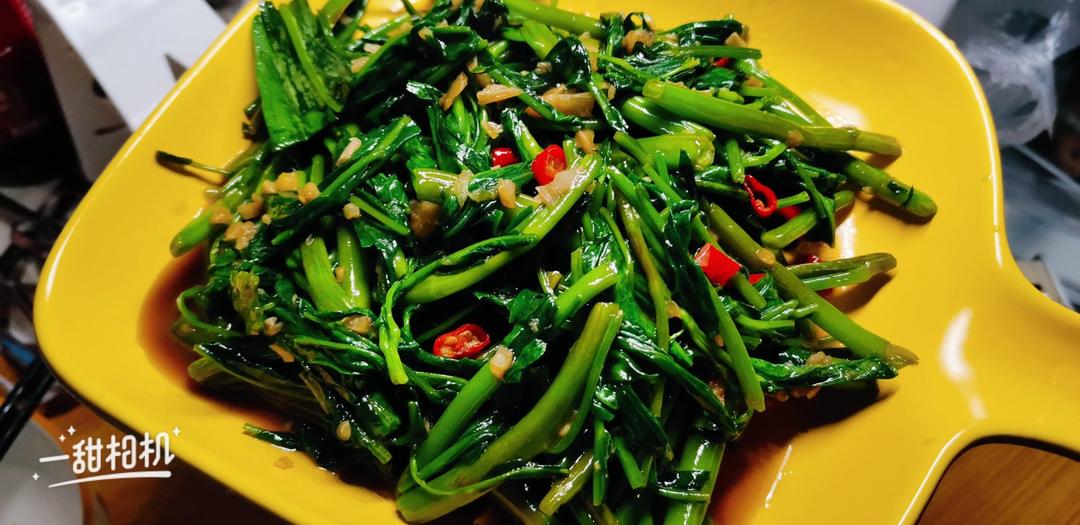 炝炒空心菜（不黑的秘密）