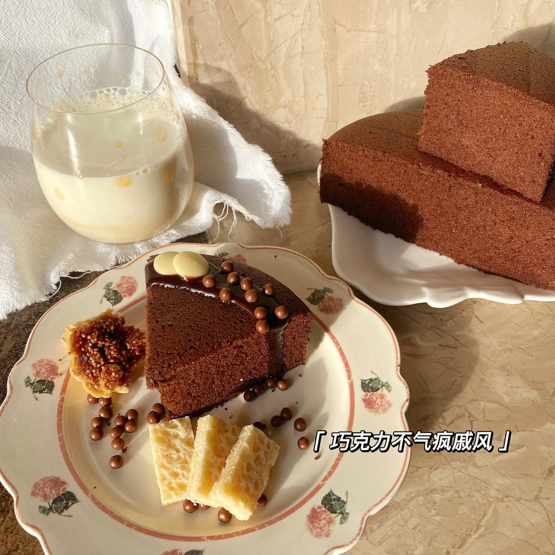 「小高姐」完美六寸巧克力戚风|水浴法的做法