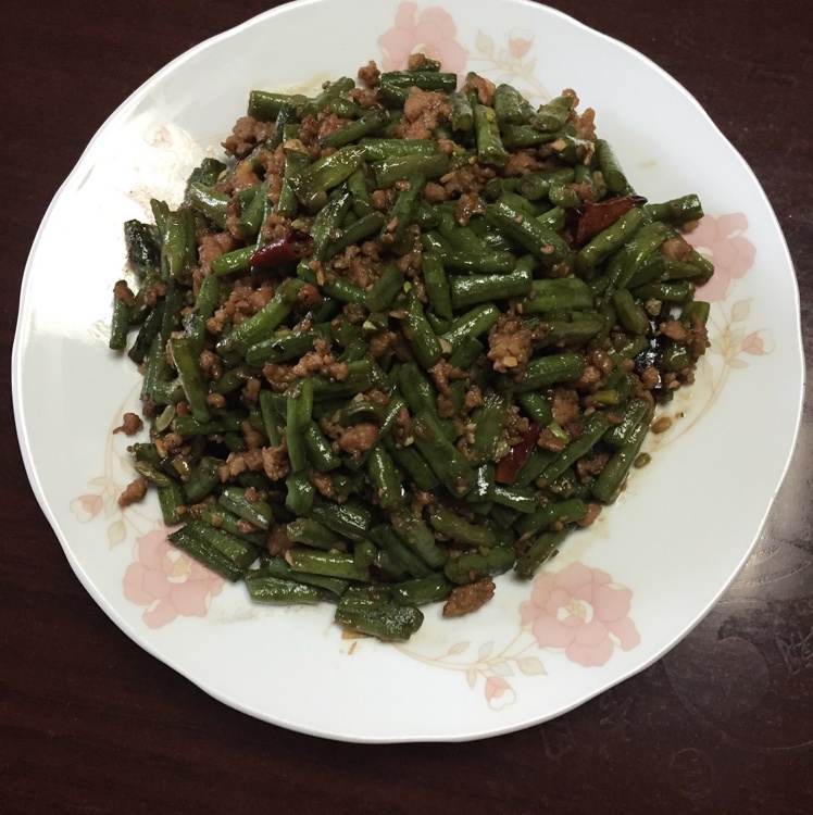 酸豆角炒肉末