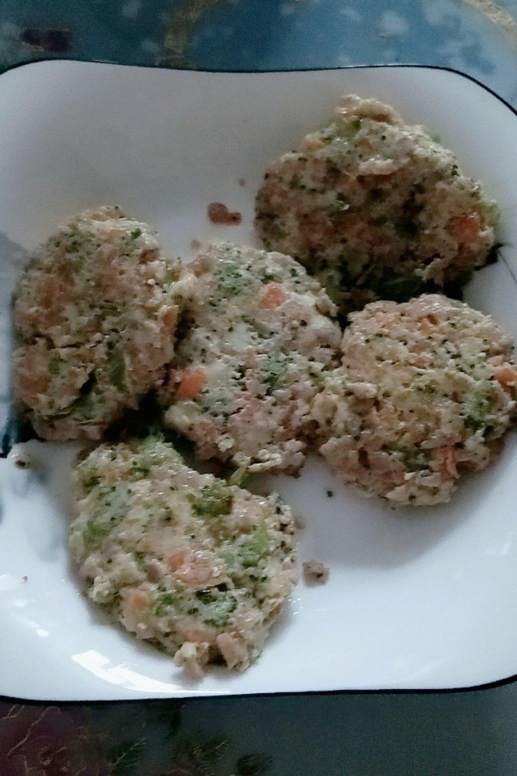 减脂鸡胸肉饼