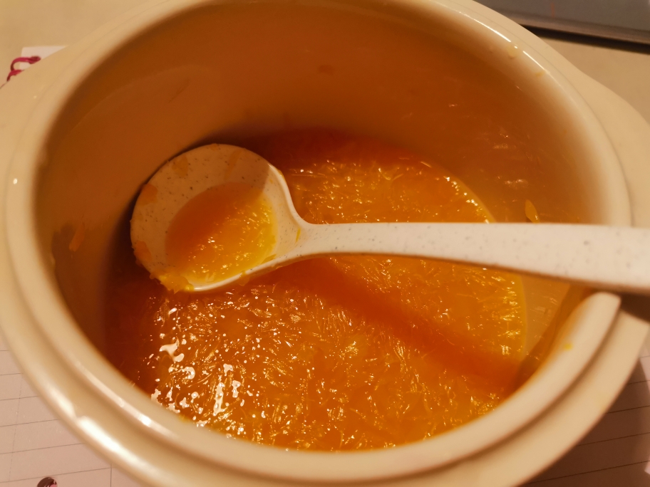 冰糖雪梨橙子煲的做法 步骤5