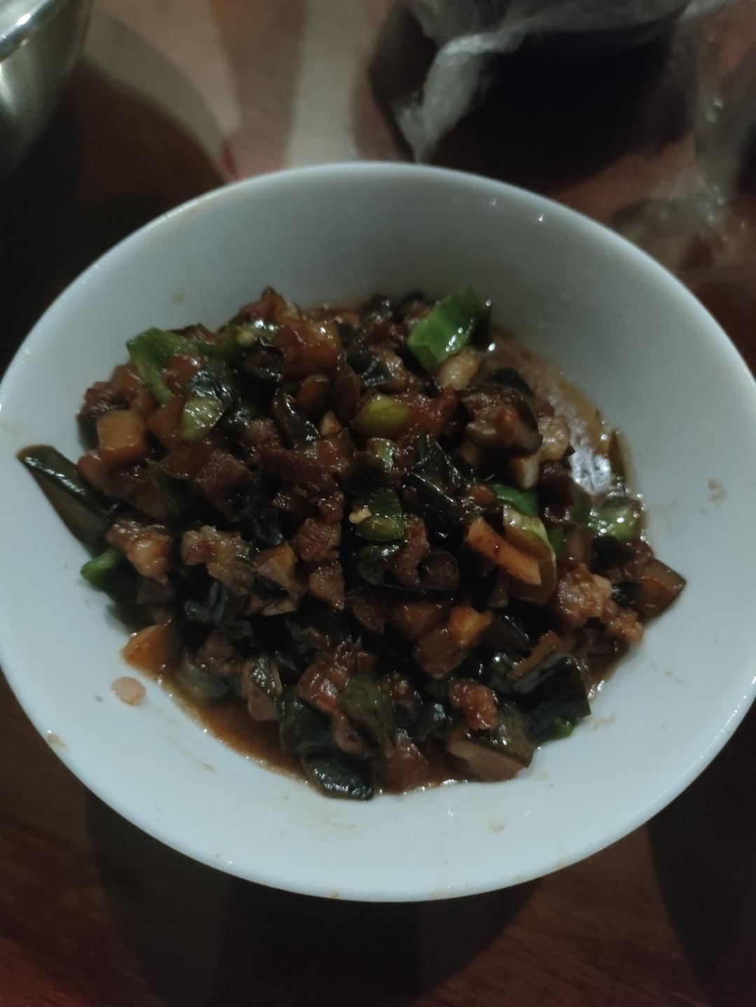 茄子肉丁打卤面
