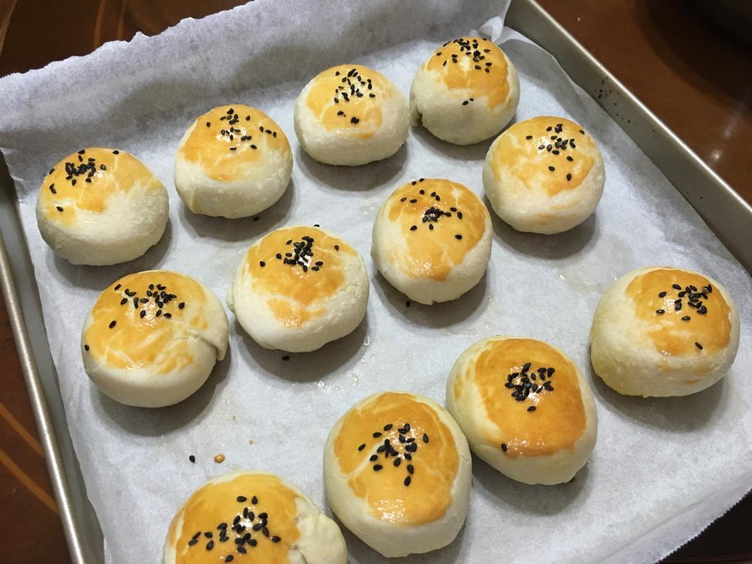 蛋黄酥酥酥（超级奶香黄油版）