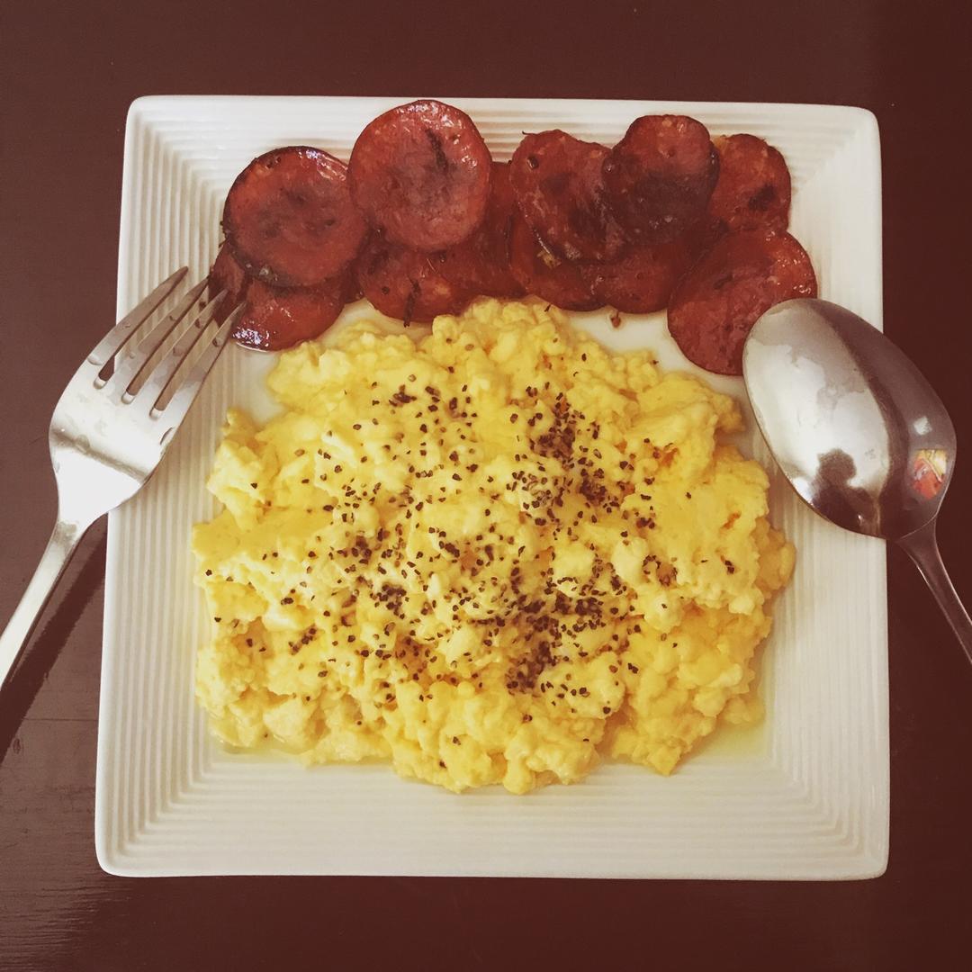 美式炒蛋 scrambled eggs