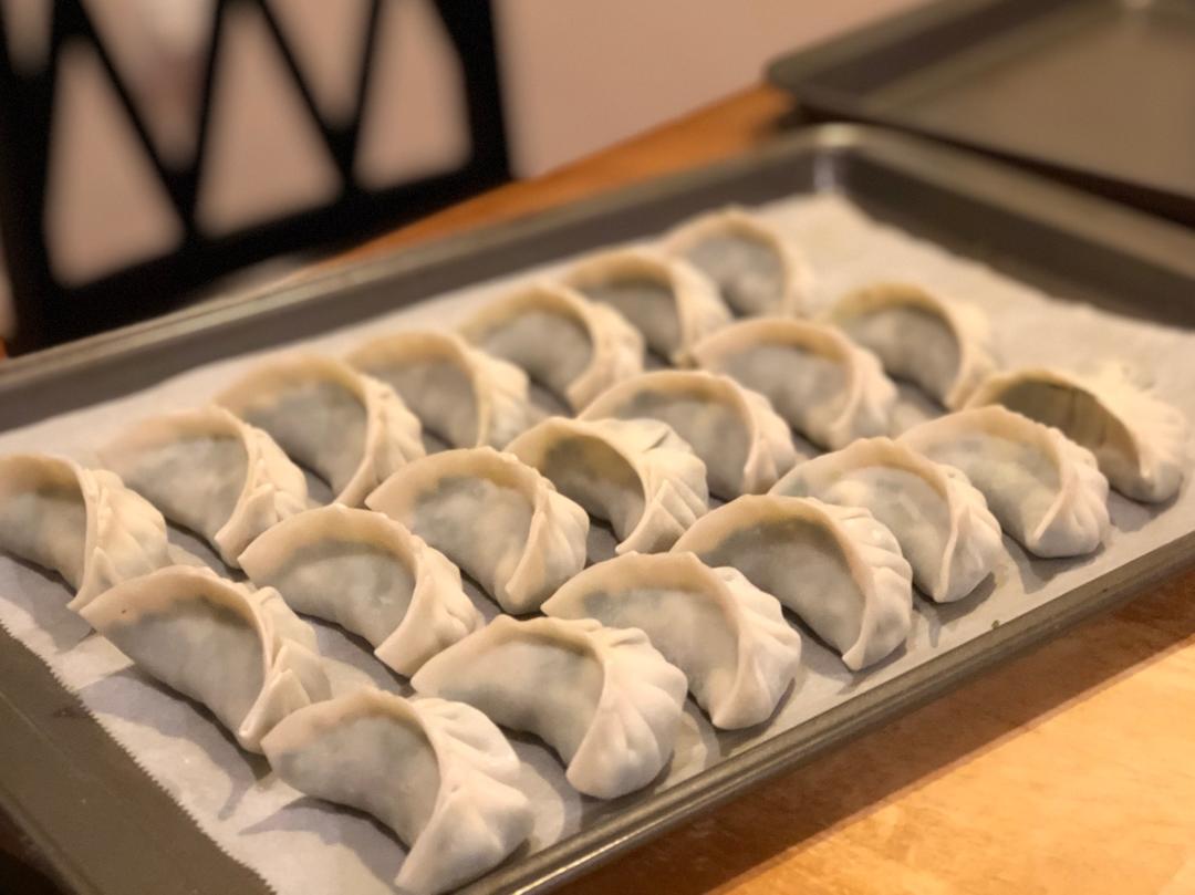 不出水的韭菜鸡蛋饺子