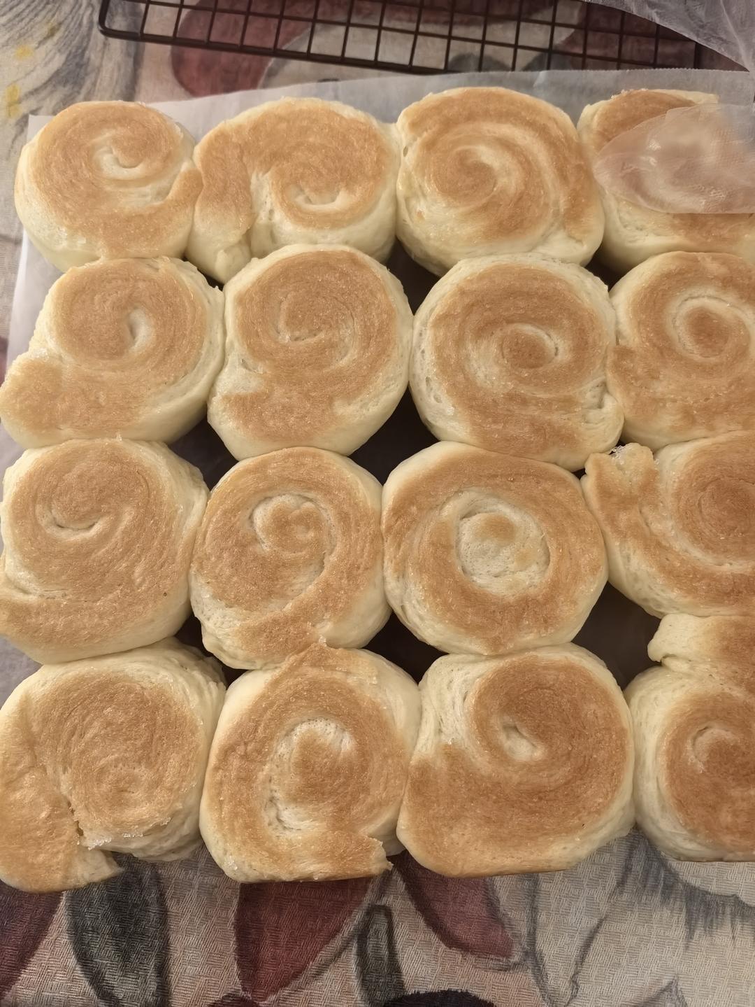 脆底蜂蜜小面包