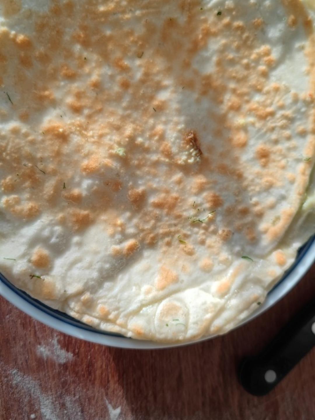 妈妈的味道：茴香鸡蛋馅饼