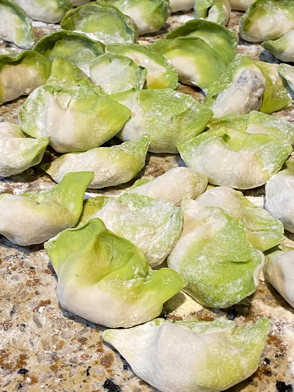 软萌的白菜饺子