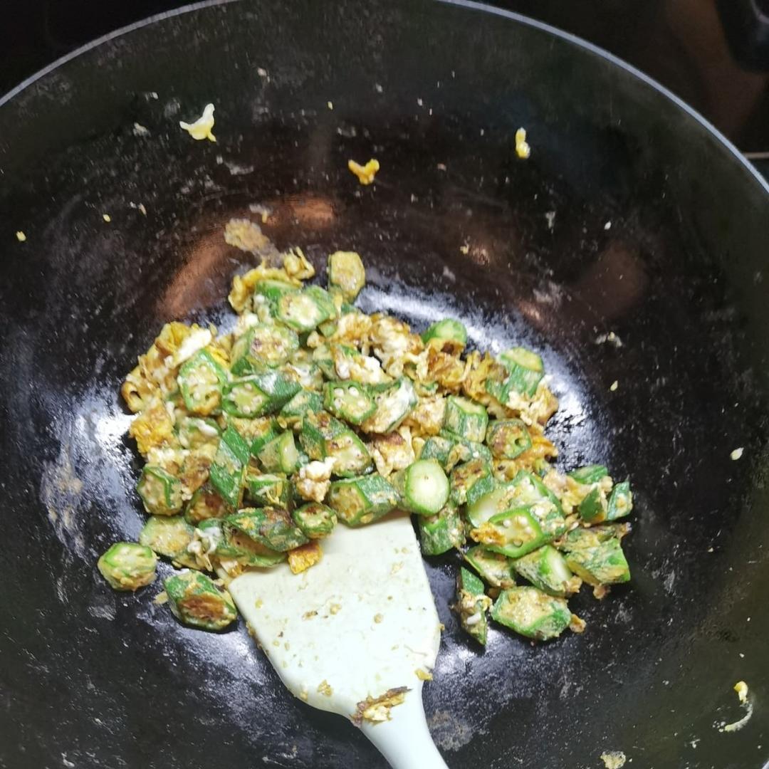 秋葵炒鸡蛋