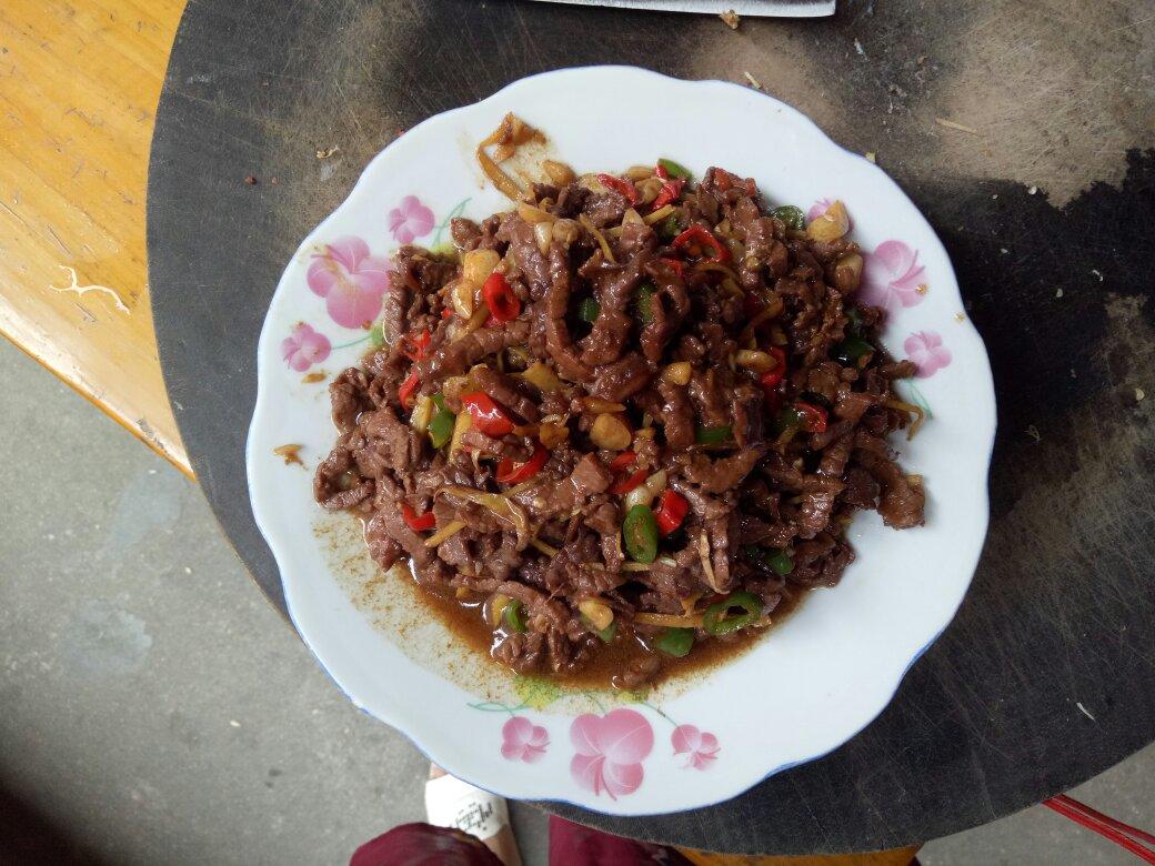 小炒牛肉