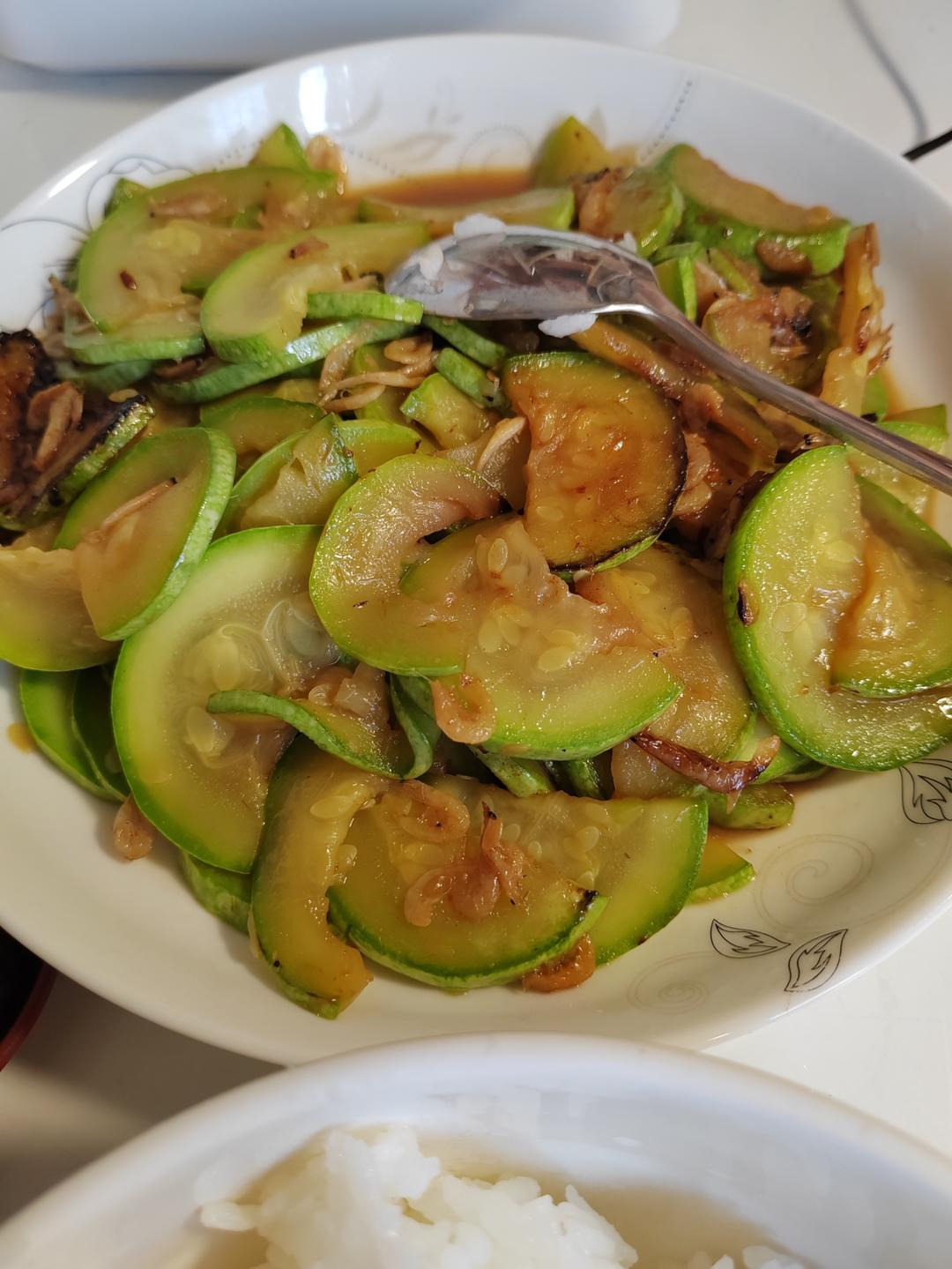 虾皮清炒西葫芦