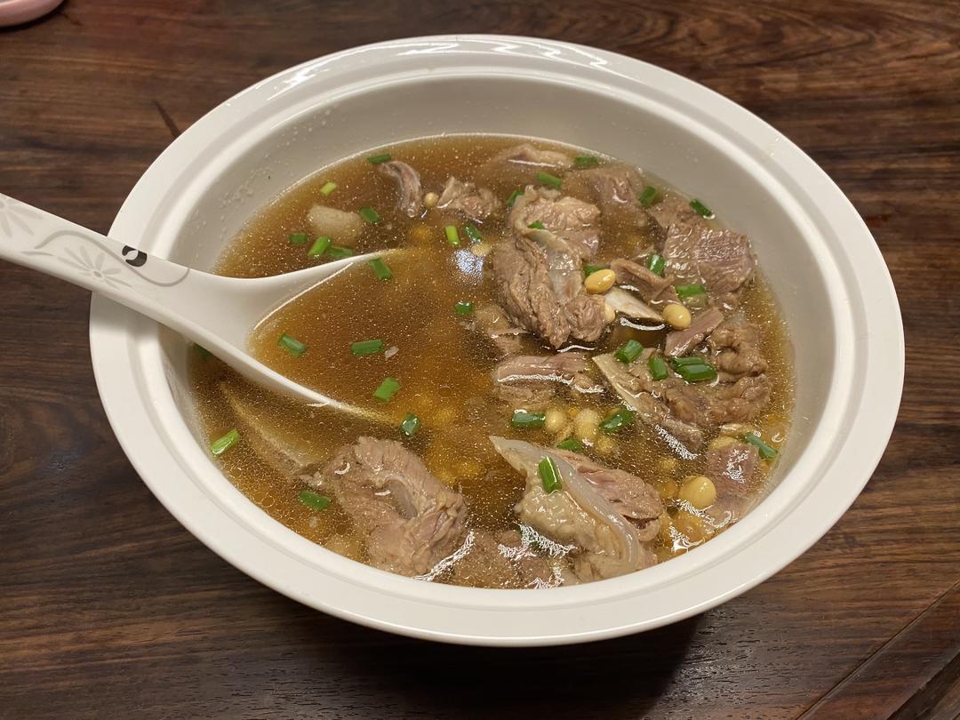黄豆排骨汤