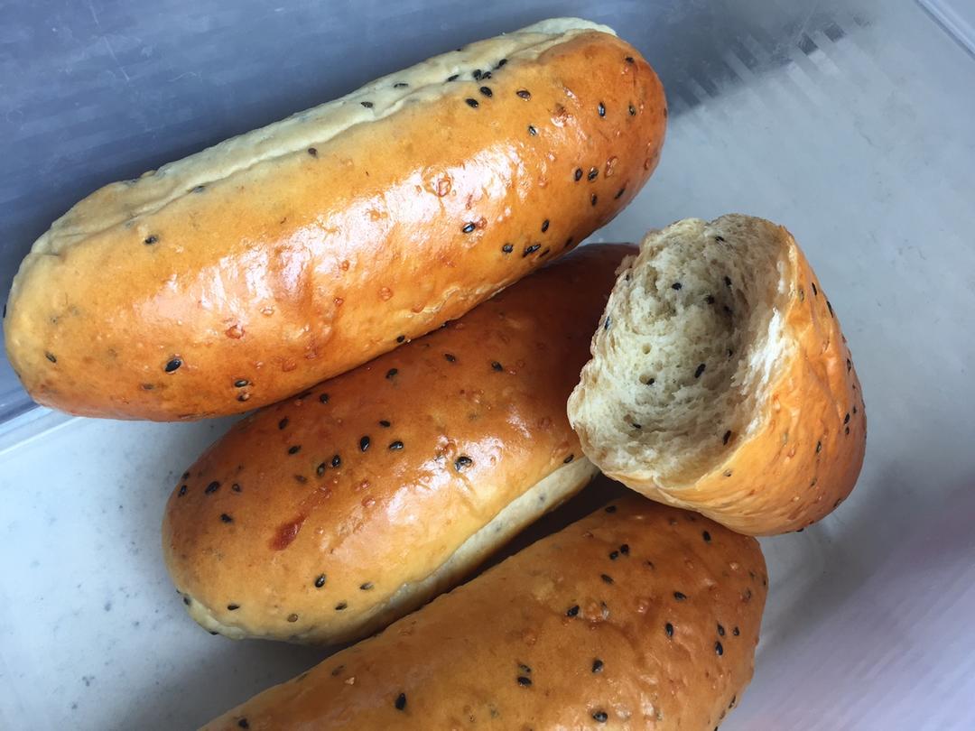 燕麦牛奶热狗包