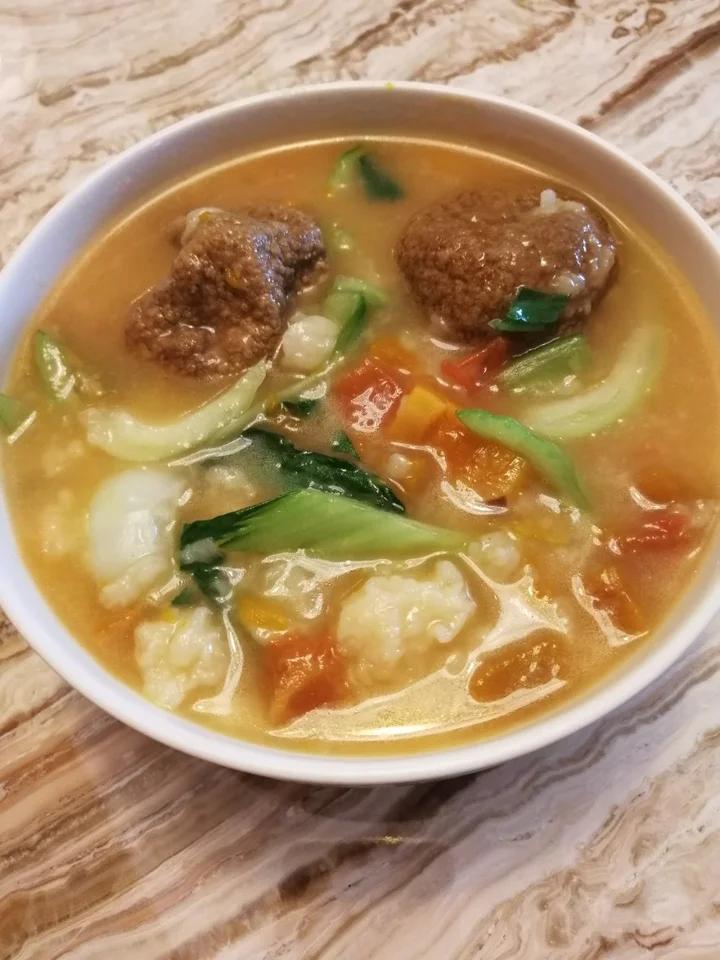 西红柿南瓜疙瘩汤