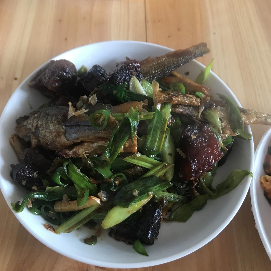 超级下饭的香煎腊鱼