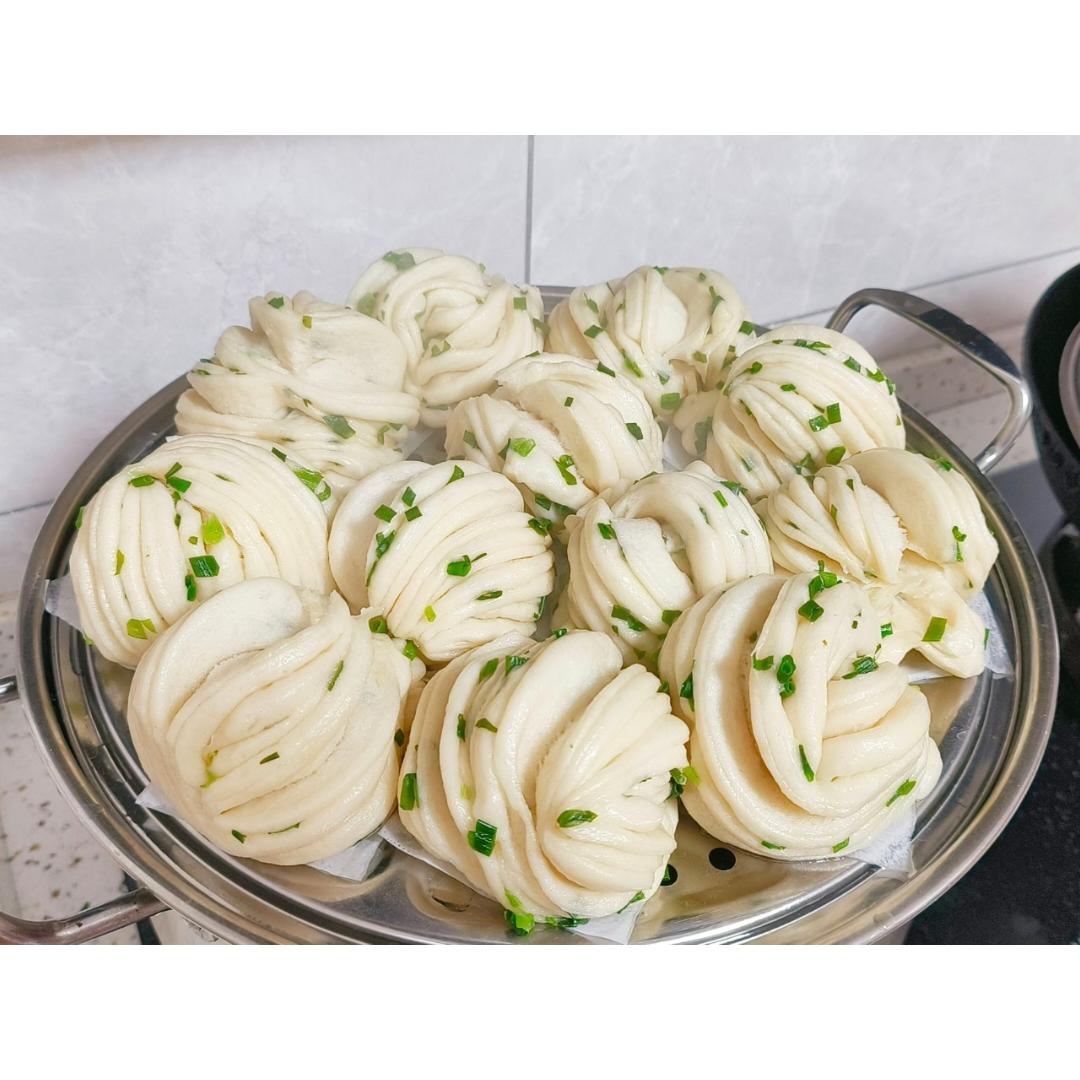 葱油花卷，一根筷子卷出漂亮的造型