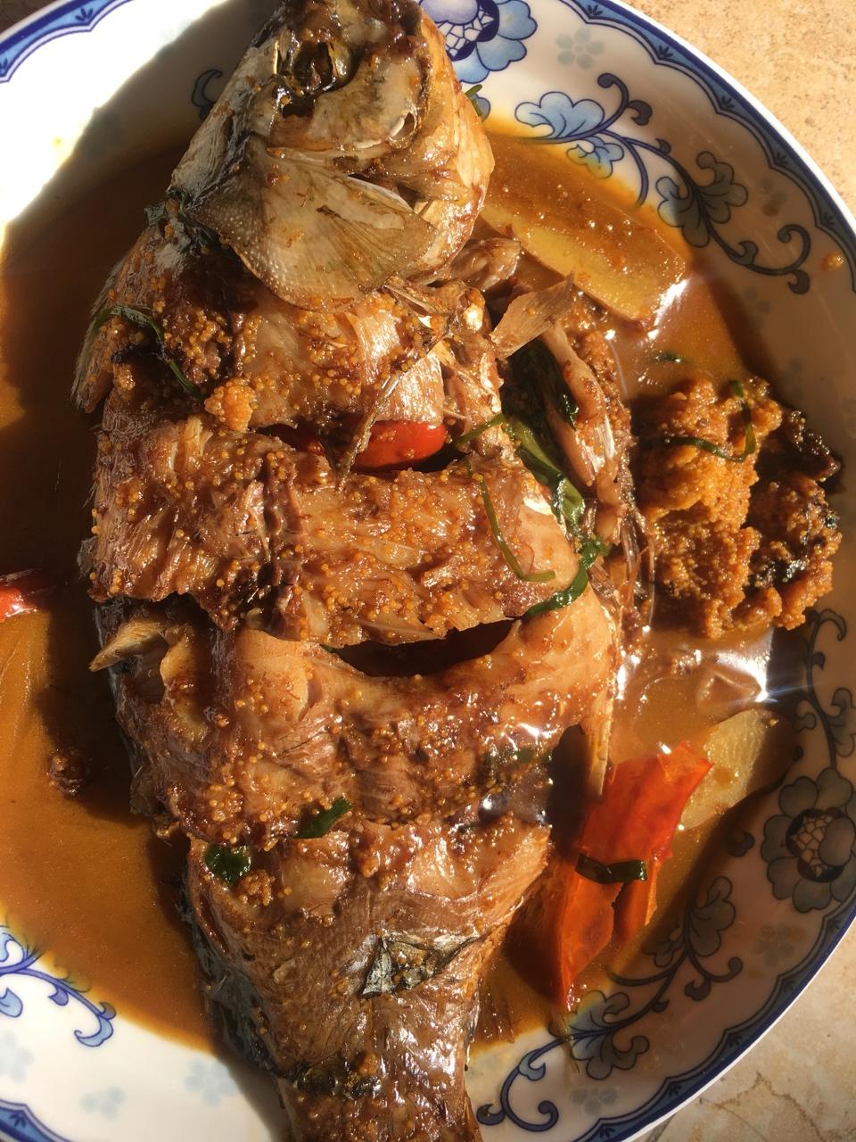 红烧鲫鱼