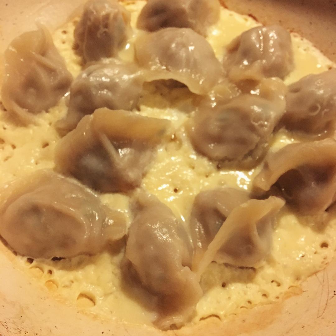 脆底煎饺