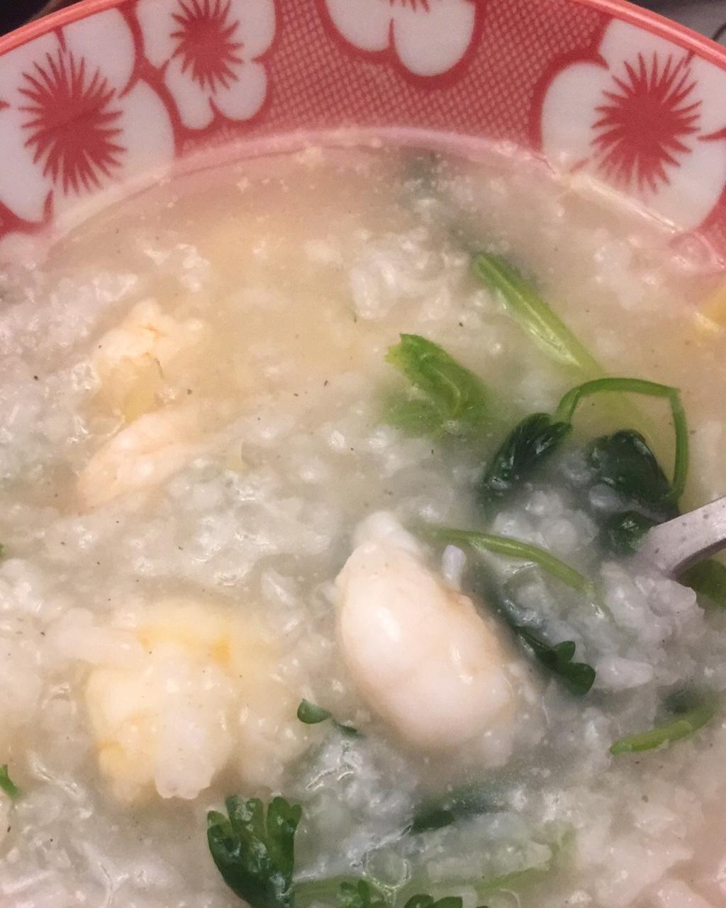 鲜虾砂锅粥