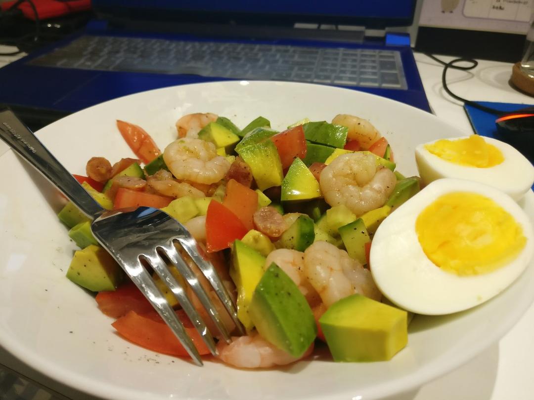 【减脂小厨房】牛油果沙拉