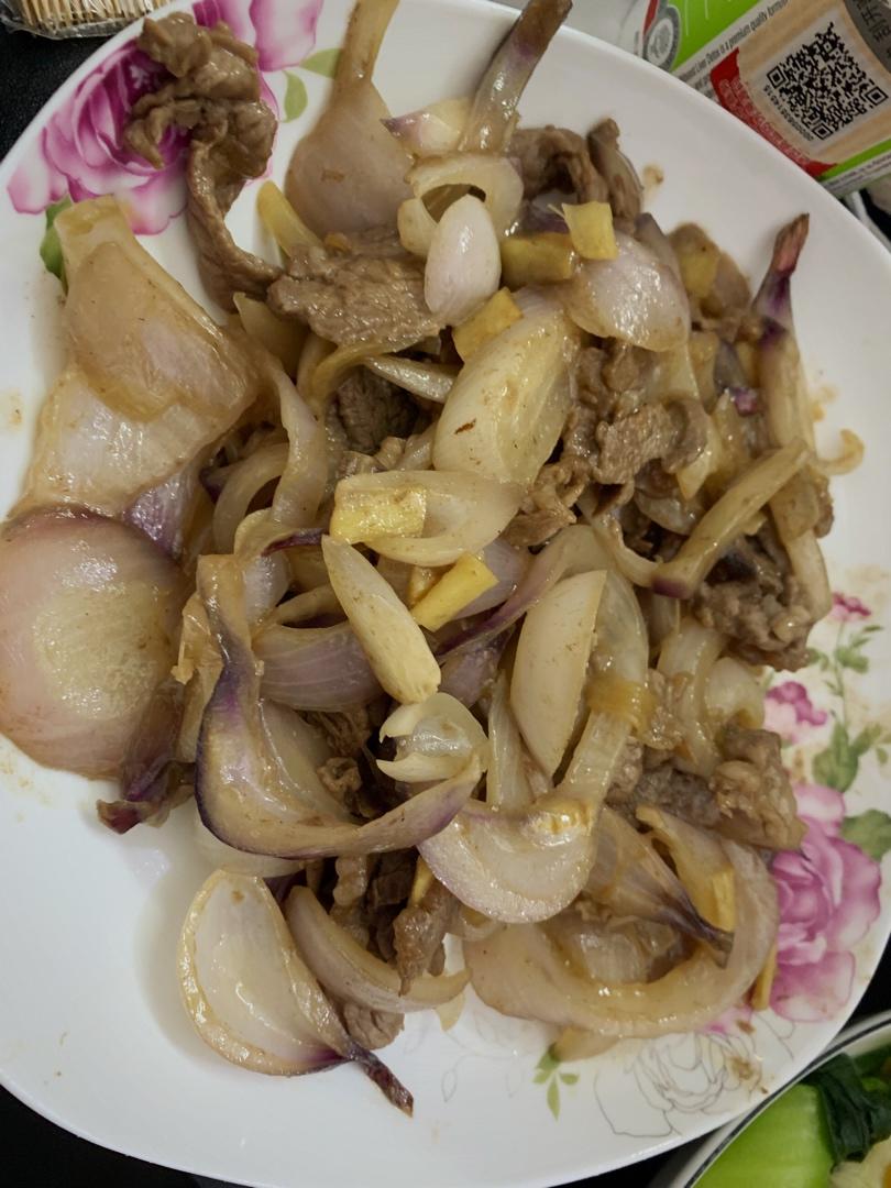 洋葱炒牛肉