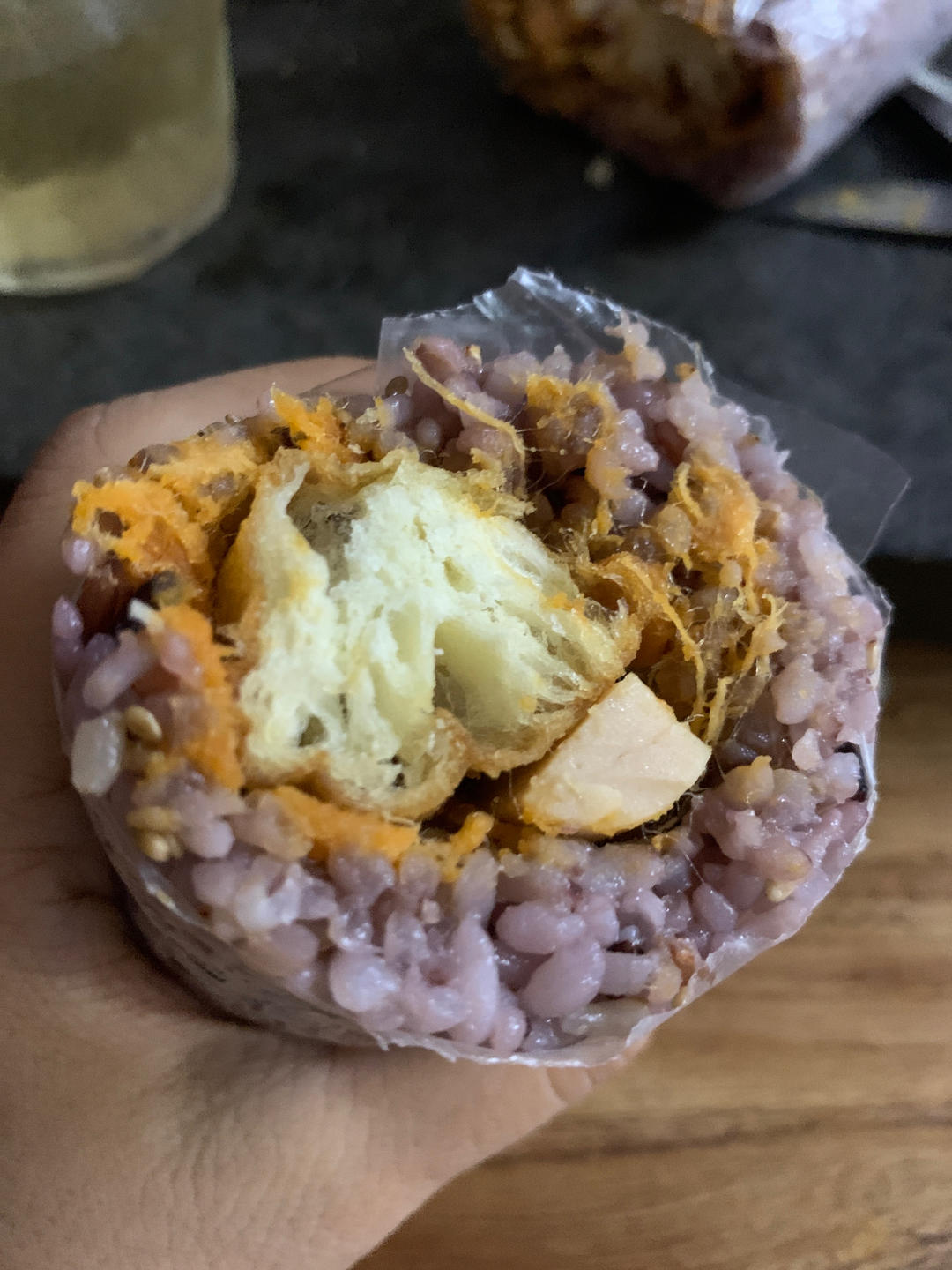 黑米粢饭团