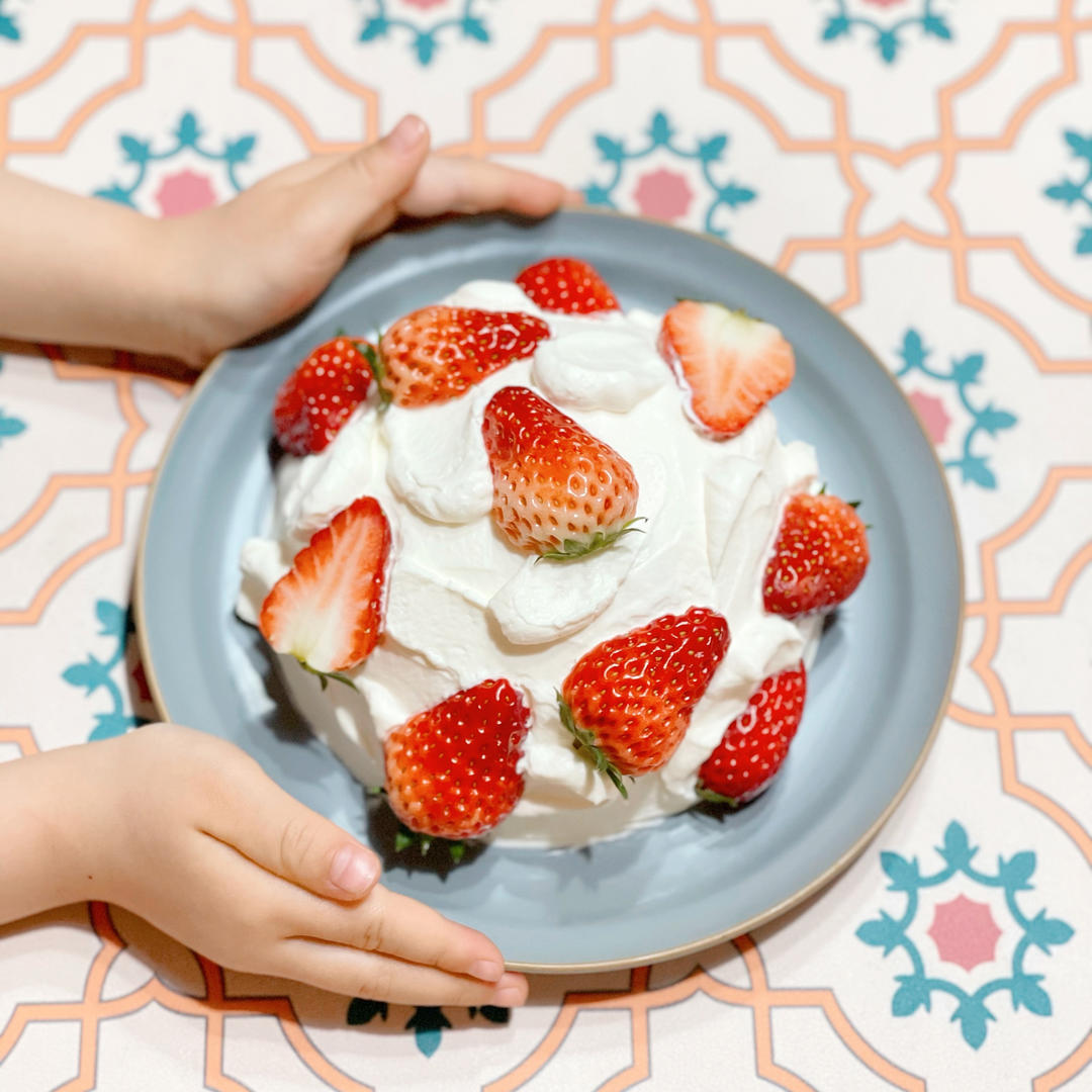 草莓🍓炸弹蛋糕