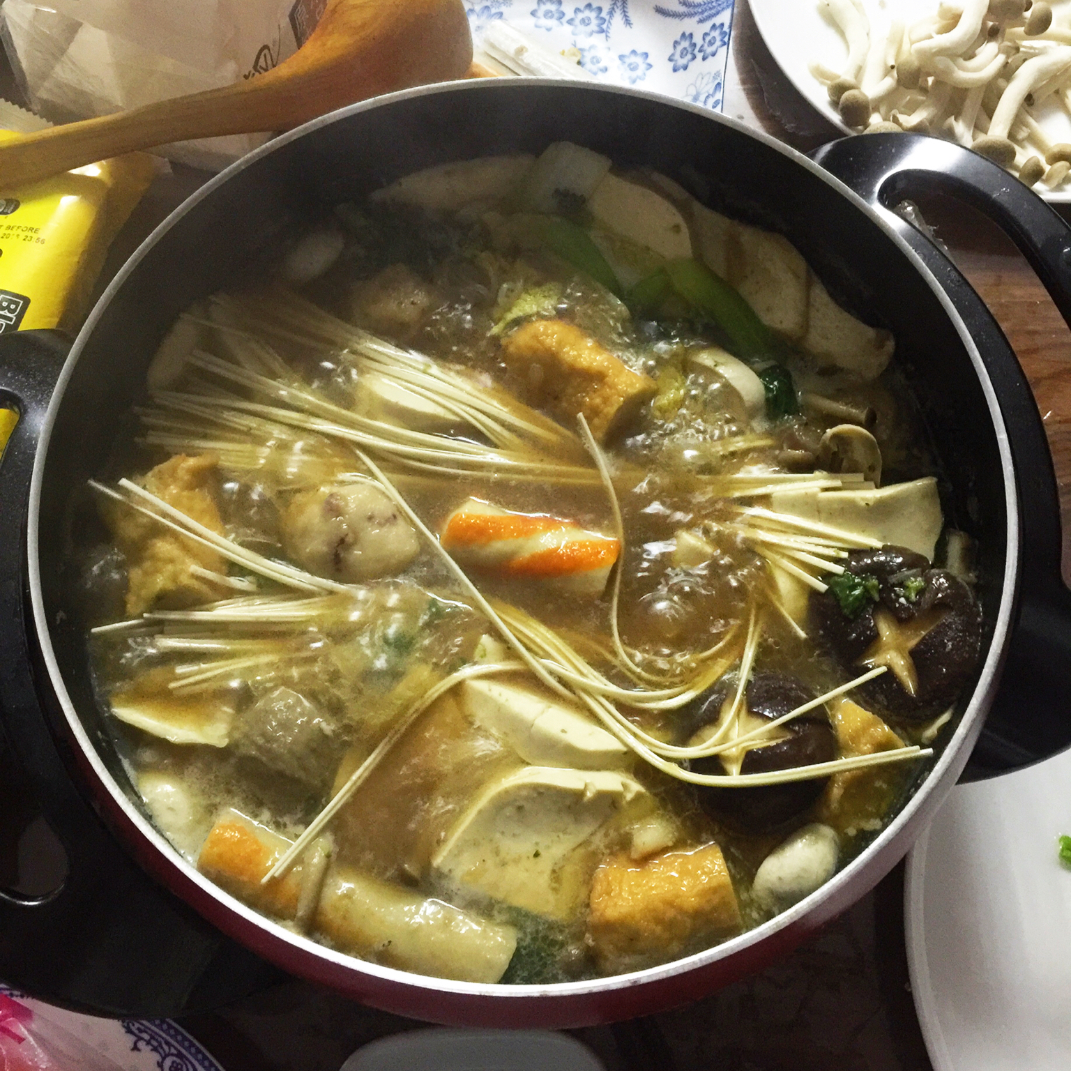 寿喜烧（日式牛肉锅）