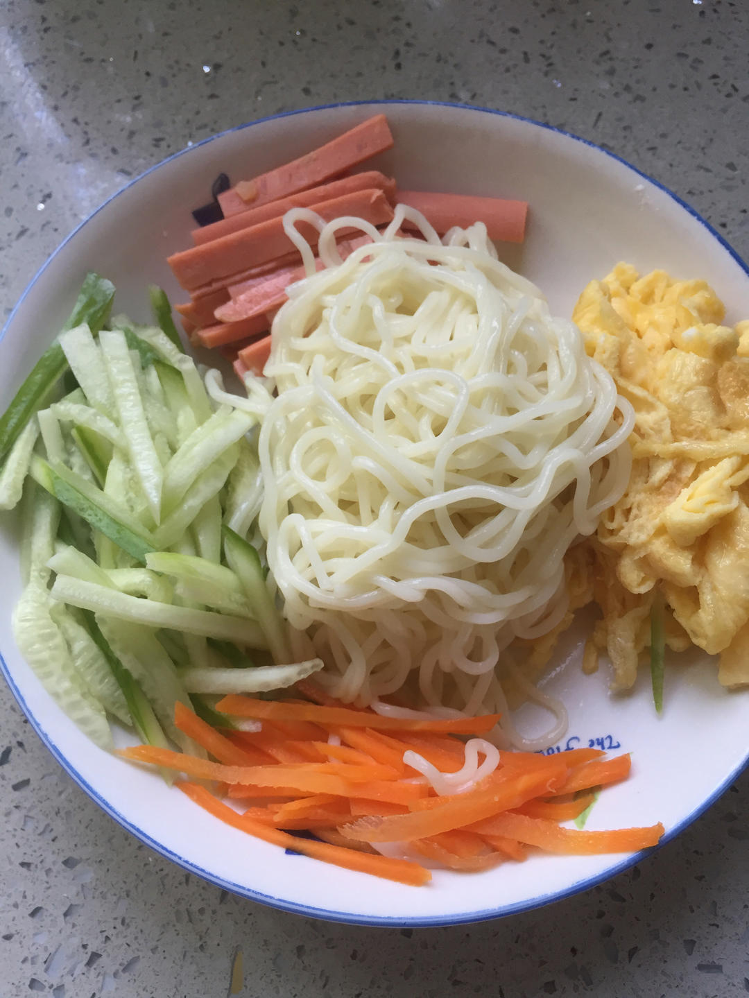 雪碧拌面