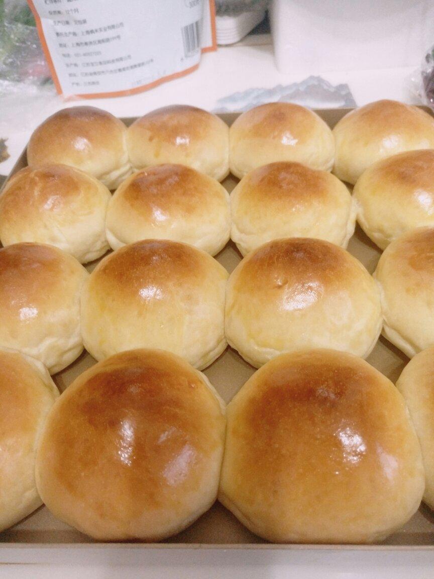 椰蓉奶香小餐包