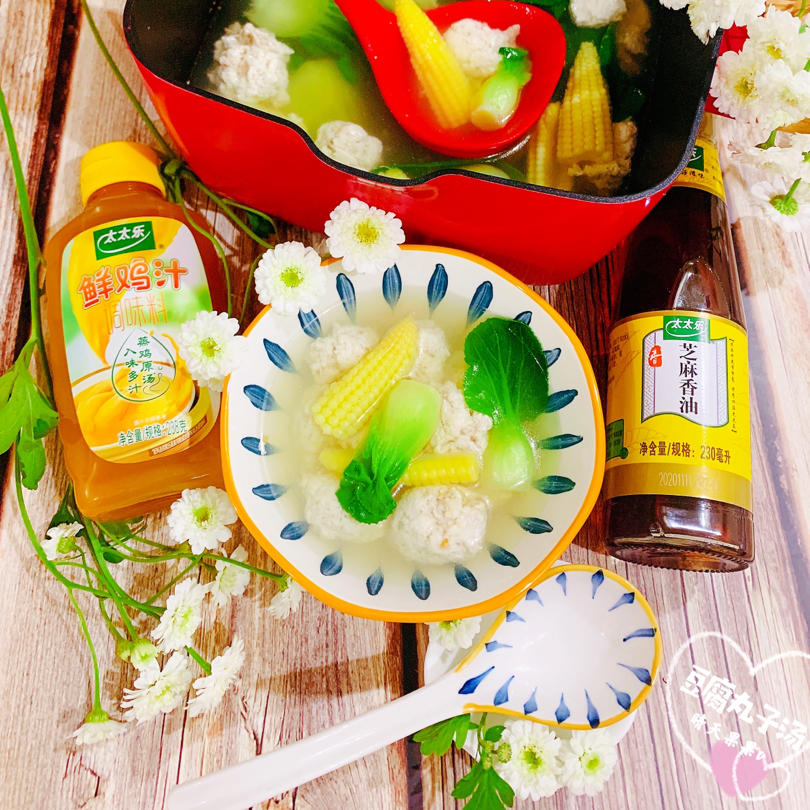 低脂鲜美的豆腐丸子汤+太太乐鲜鸡汁芝麻香油