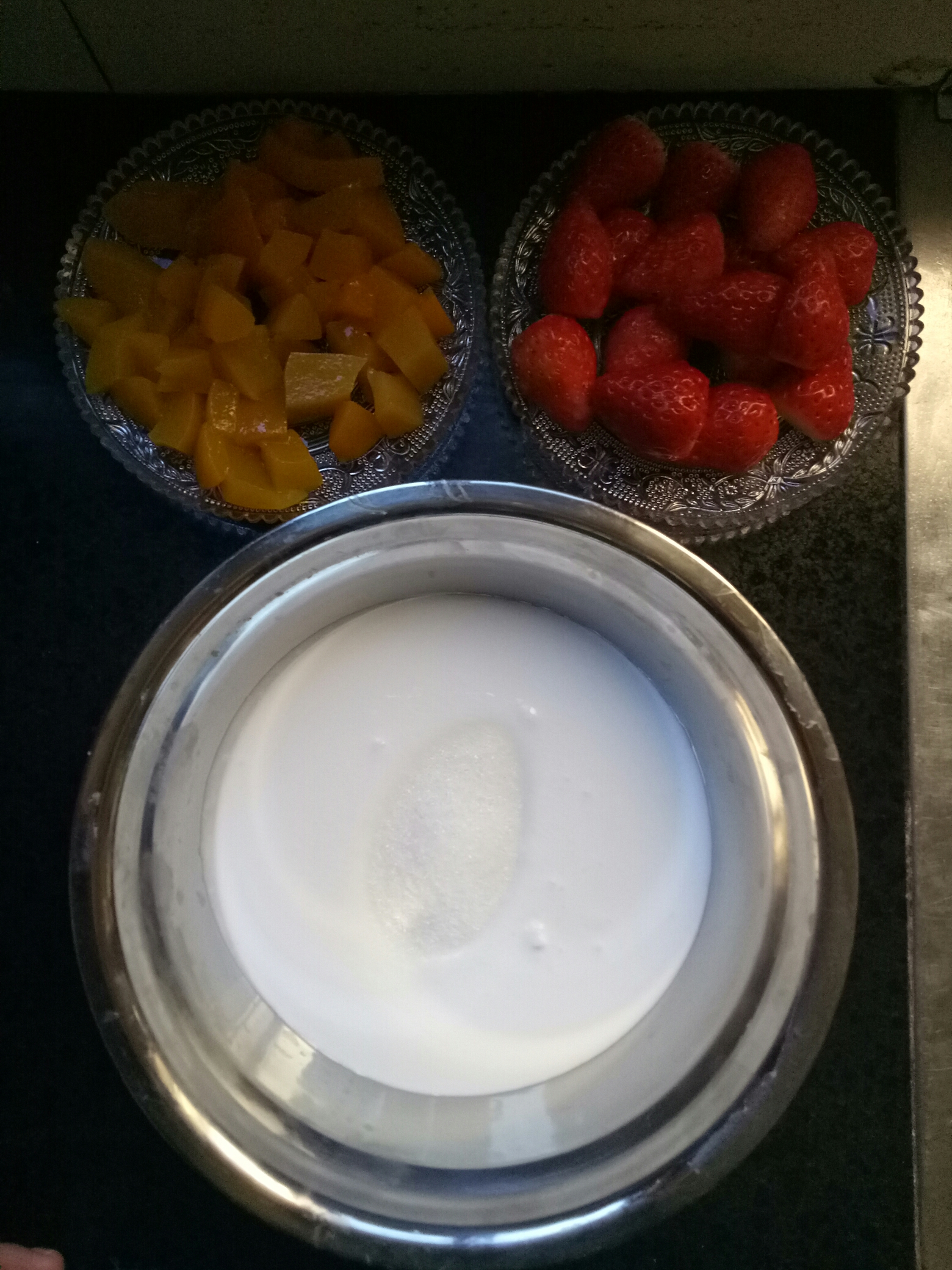 奶油水果盒的做法 步骤1